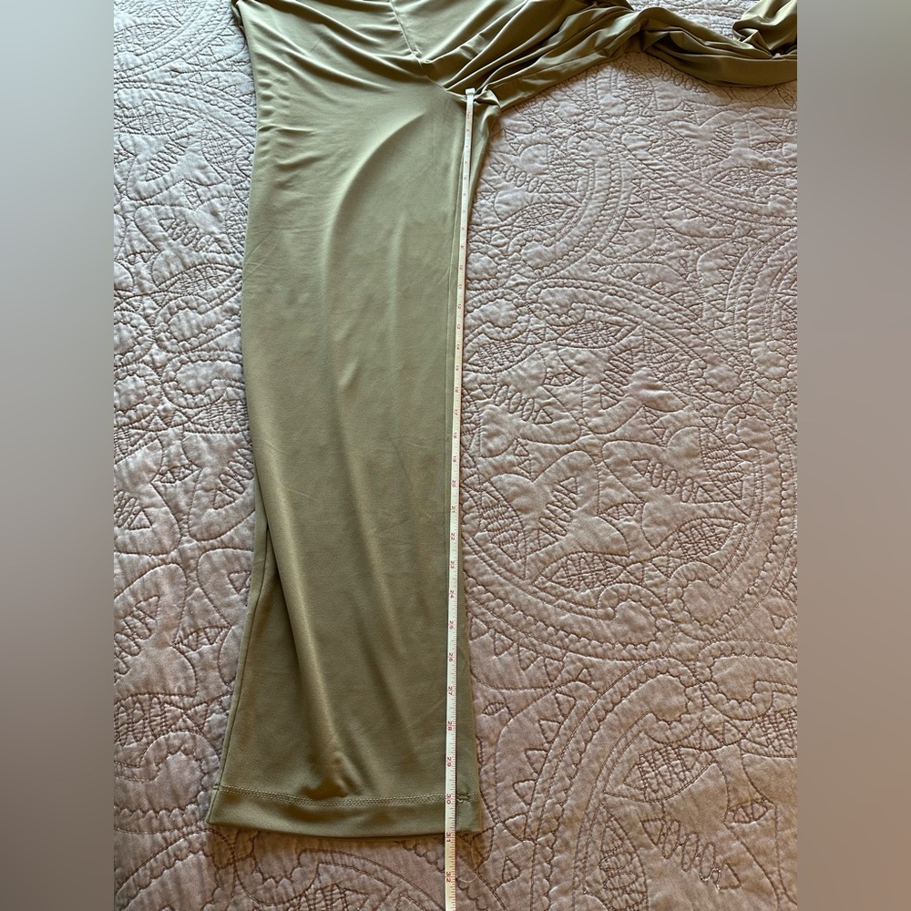 NWOT Susan Graver Liquid Knit Women's Tan Pants - Medium - Picture 10 of 14